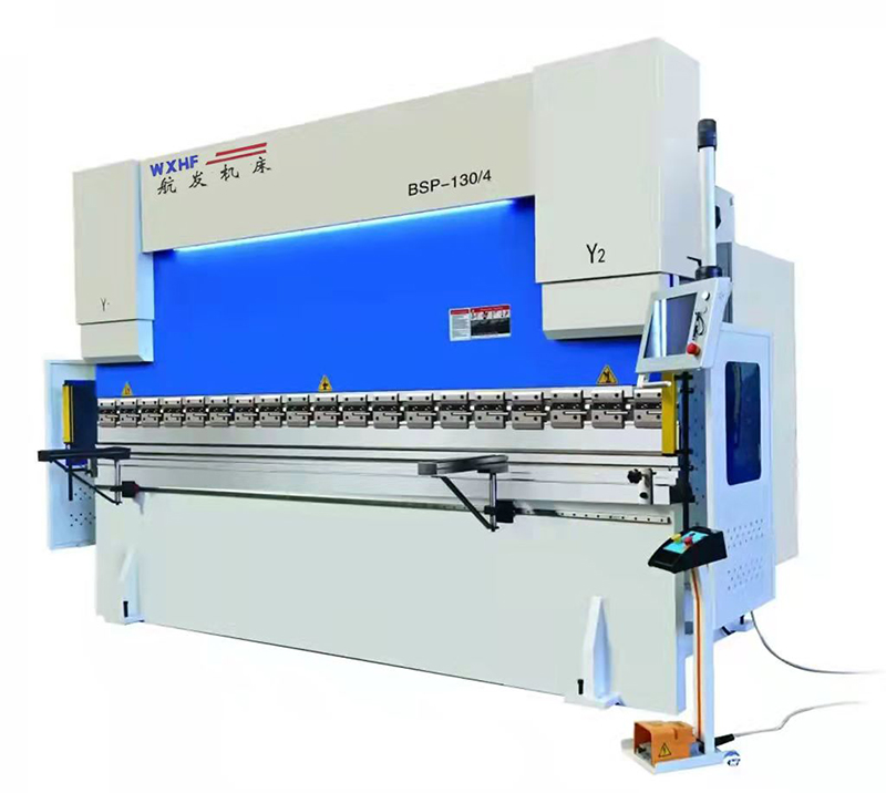 1650224834513861.jpg 雙伺服數(shù)控折彎?rùn)C(jī)WE67K-130T4000.jpg